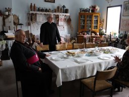 b_1024_768_0_00_images_2022_2023_Wydarzenia_biskup_332084539_913211339875837_4697860650093422554_n